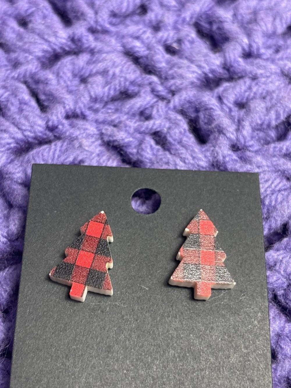 Plastic Red Black Buffalo Plaid Christmas Tree Stud Earrings 0.75 inch